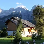 In Flora Апартаменты *