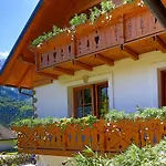 In Flora Apartamento