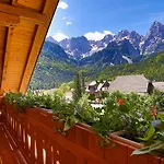 In Flora Апартаменты *