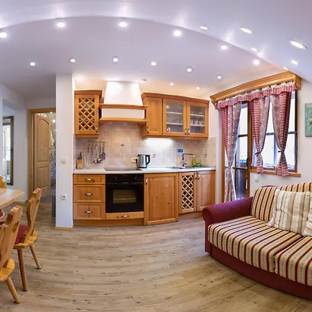 In Flora * Kranjska Gora