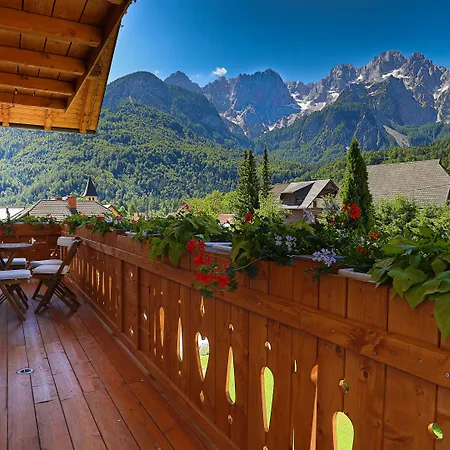 In Flora * Kranjska Gora