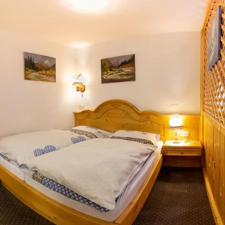 Apartman In Flora