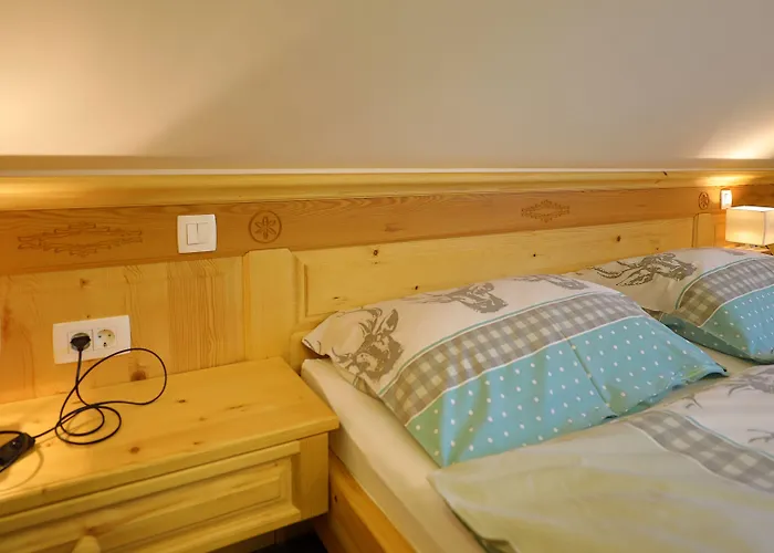 Apartments In Villa Flora Apartment *