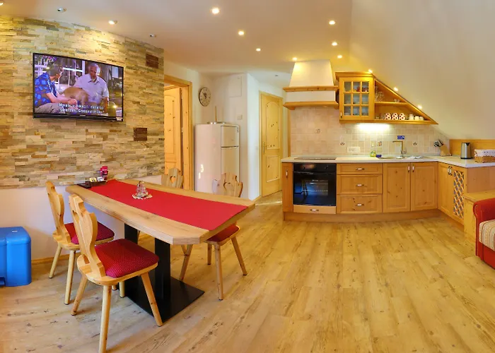 Apartments In Villa Flora Διαμέρισμα