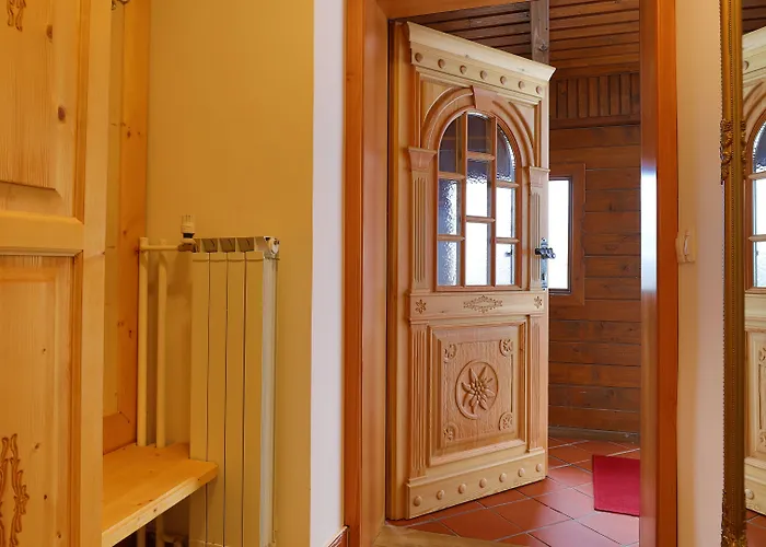 Apartment Apartments In Villa Flora