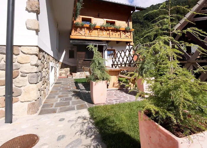 Apartments In Villa Flora