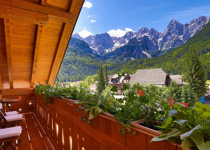 Apartments In Villa Flora Apartment *