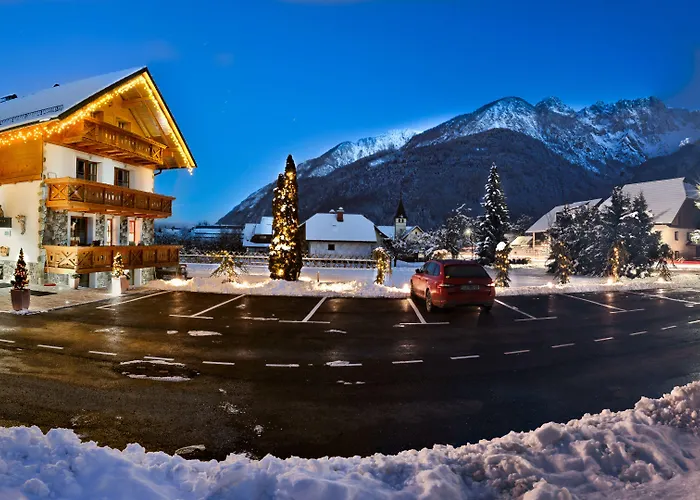 Apartments In Villa Flora *