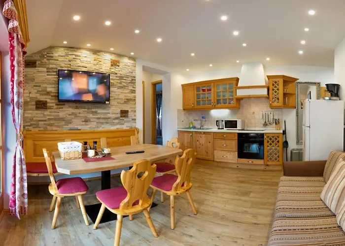 Apartments In Villa Flora Διαμέρισμα